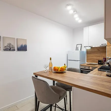 Cozy Central Apartment Varna & Parking - Subject To Availability Exterior photo