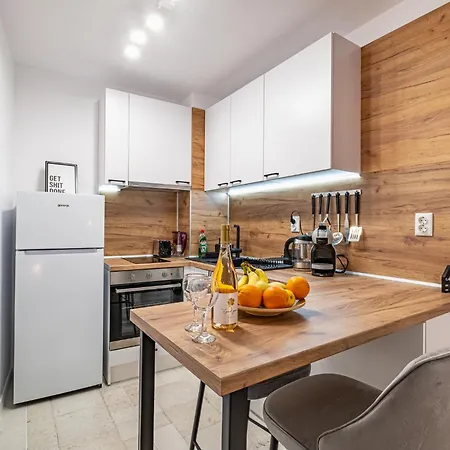 Cozy Central Apartment Varna & Parking - Subject To Availability Exterior photo