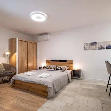 Cozy Central Apartment Varna & Parking - Subject To Availability Exterior photo